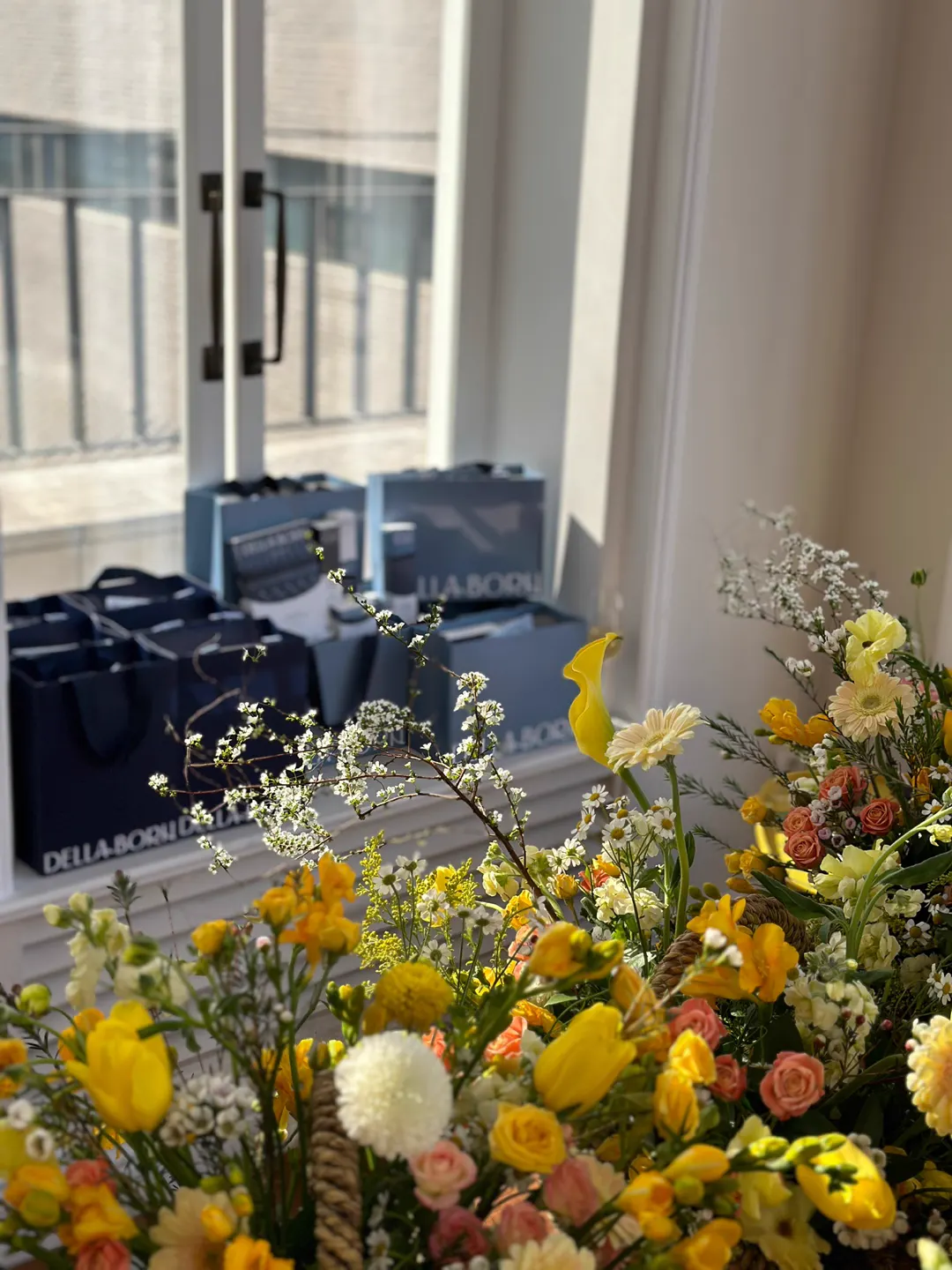 Spring flowers prepared for the Seoul Lady flower arranging workshop